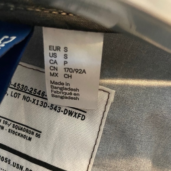 H&M GrayNylon Rain Jacket - Picture 3 of 3